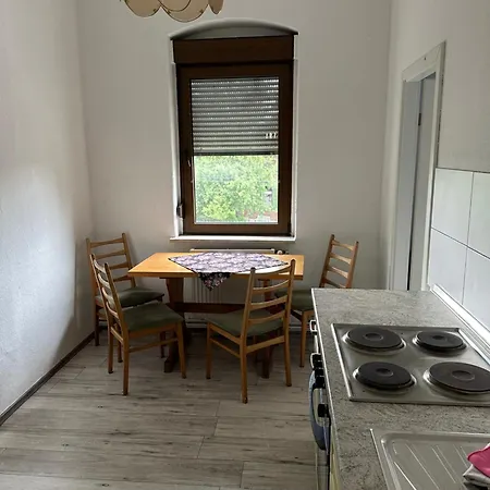 Monteurzimmervermietung Zu Den Zwei Linden Eggersdorf Гостевой дом