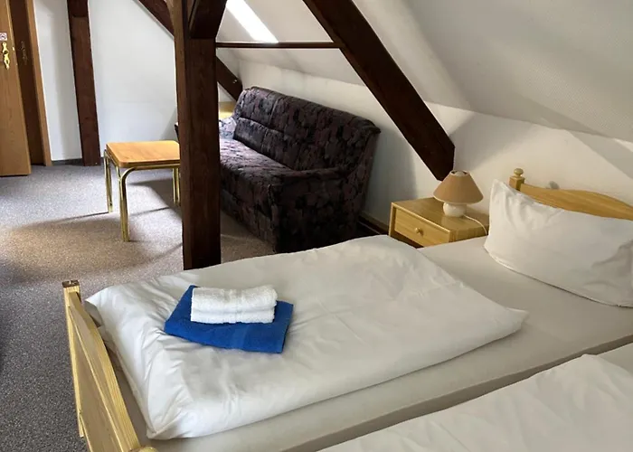 Konukevi Monteurzimmervermietung Zu Den Zwei Linden Eggersdorf Eggersdorf (Salzland)