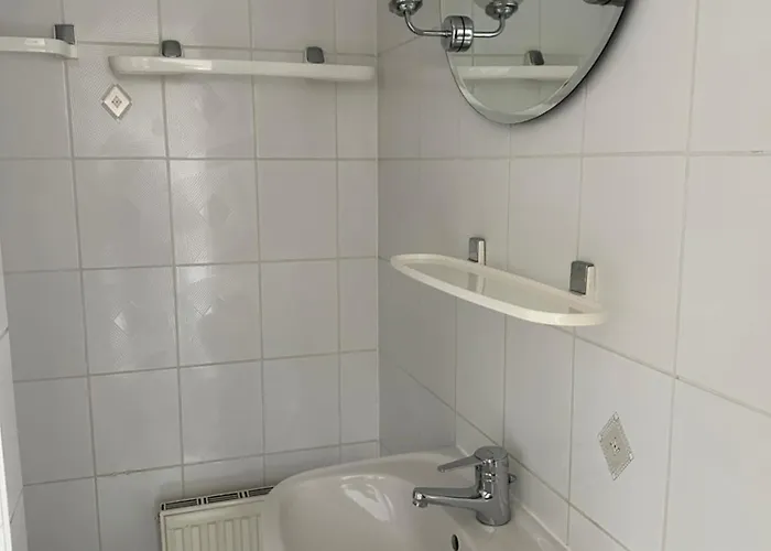 Monteurzimmervermietung Zu Den Zwei Linden Eggersdorf