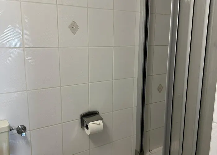 Monteurzimmervermietung Zu Den Zwei Linden Eggersdorf 3* Eggersdorf (Salzland)