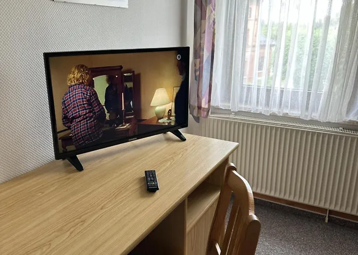 Monteurzimmervermietung Zu Den Zwei Linden Eggersdorf Konukevi 3*